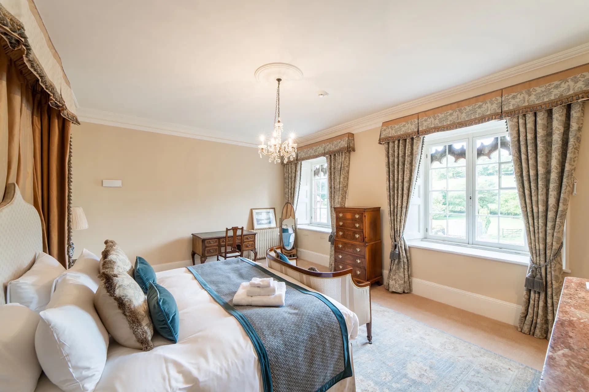 Bedroom Rose Castle